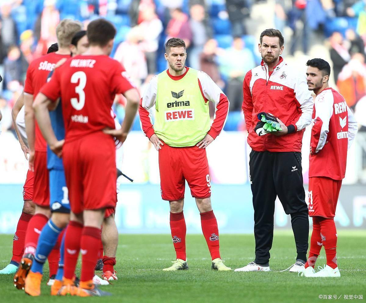 奥萨苏纳前场制造犯规帮助球队胜出