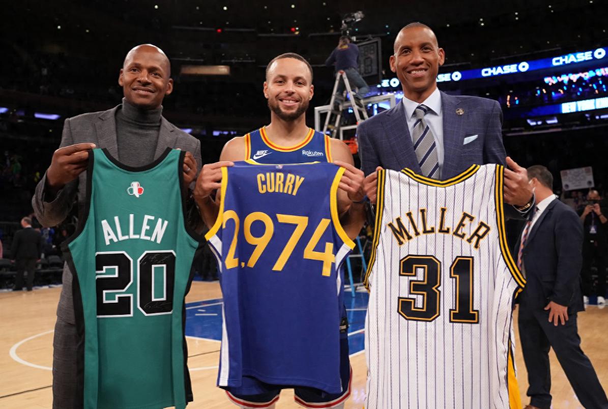 巴特勒在中国队比赛中势不可挡，突破纪录引发热议！