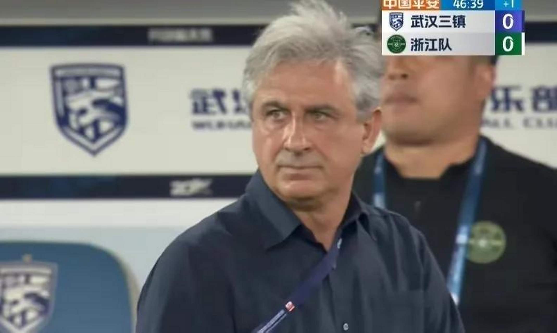 切尔西遭遇争议判罚，裁判组回应：执法公正，管理信息.的简单介绍